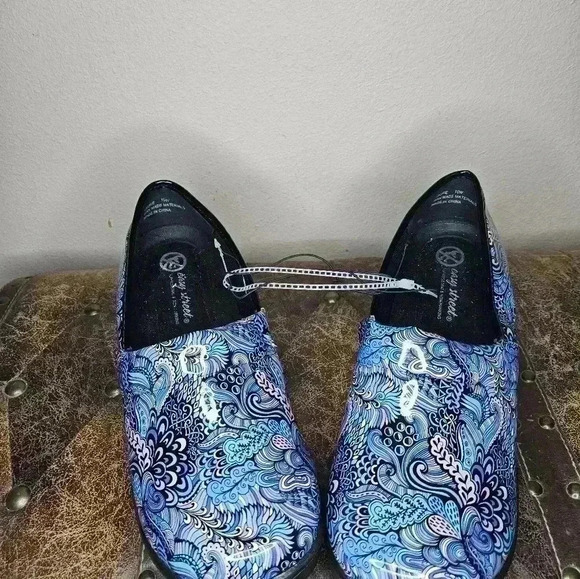 Easy street clogs slip resistant 10w - Picture 3 of 3